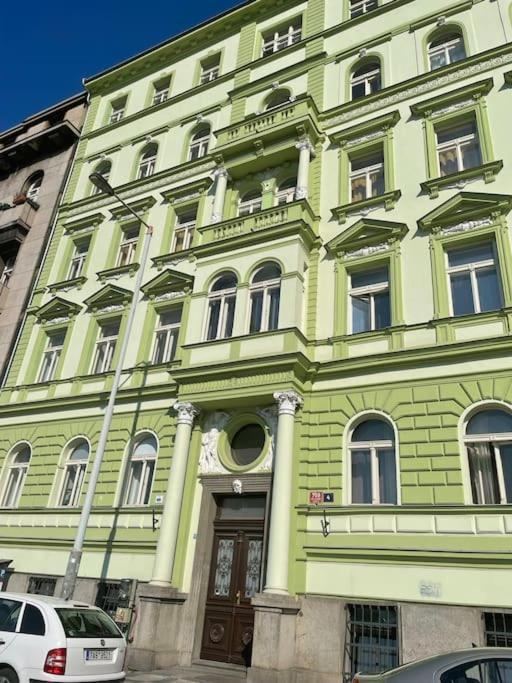 Aloha Apartment - Prague — Photos 1